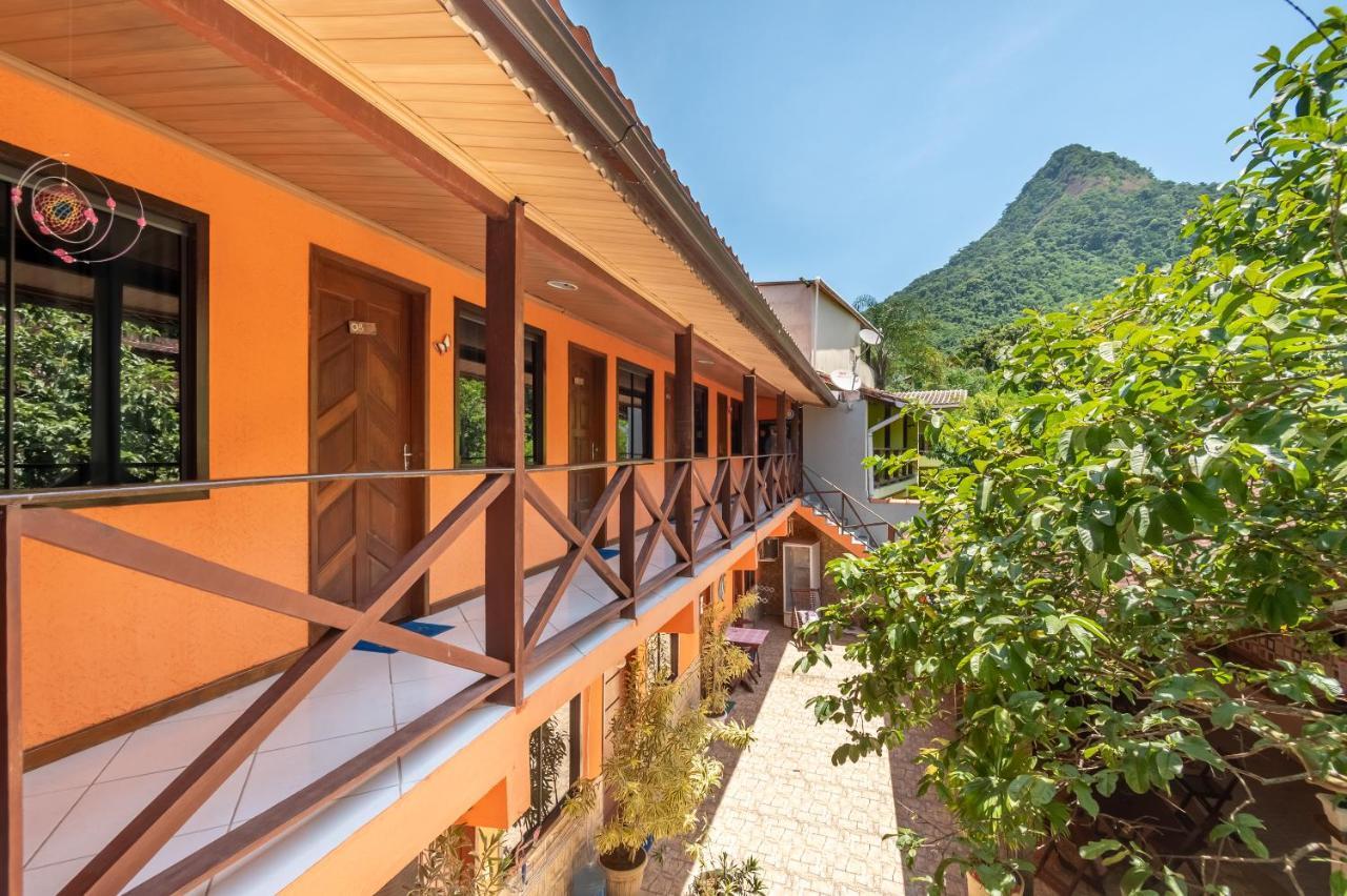 Hospedagem Cantinho Da Vitoria Vila do Abraao Bagian luar foto