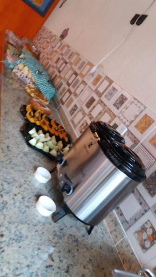 Hospedagem Cantinho Da Vitoria Vila do Abraao Bagian luar foto
