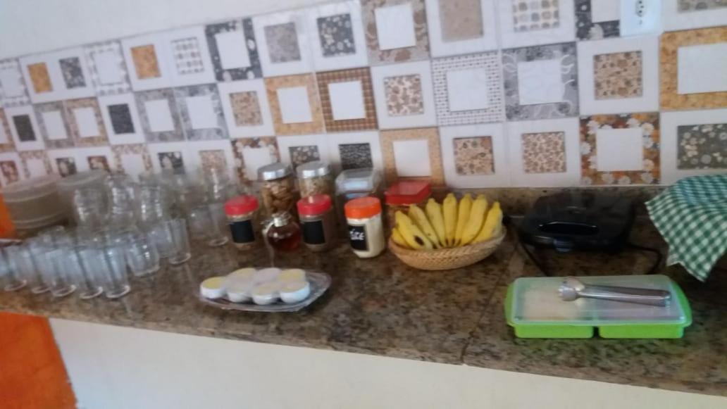 Hospedagem Cantinho Da Vitoria Vila do Abraao Bagian luar foto